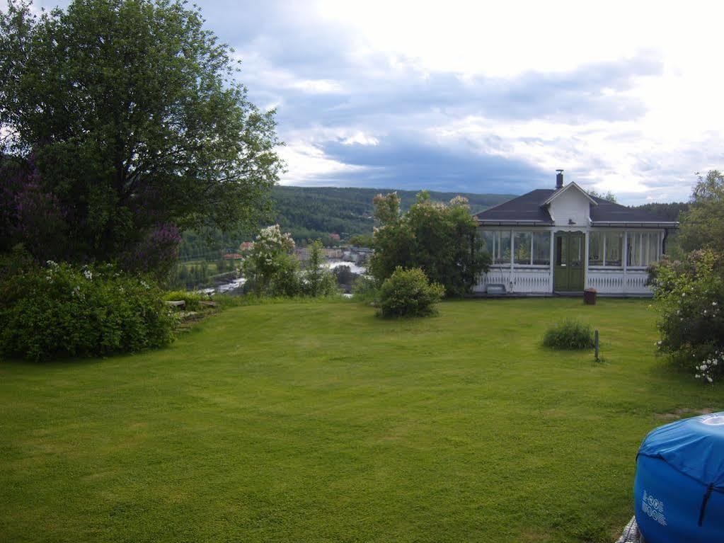 Hotell Restaurang Naemforsen Nasaker Экстерьер фото