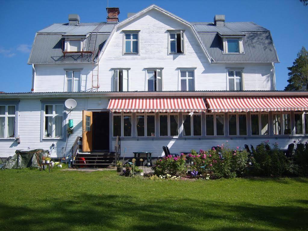 Hotell Restaurang Naemforsen Nasaker Экстерьер фото