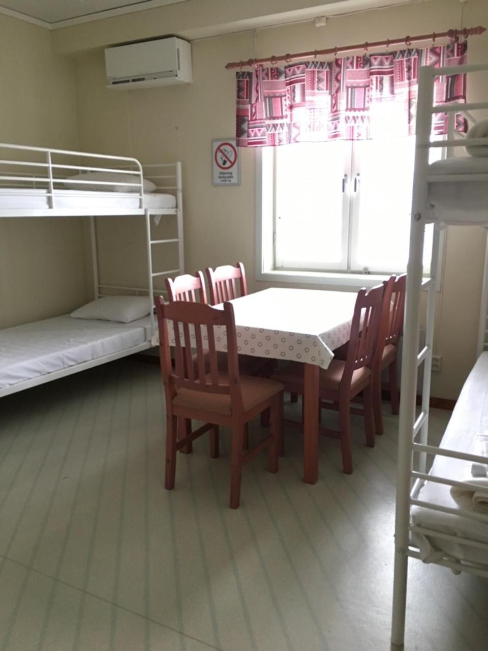 Hotell Restaurang Naemforsen Nasaker Экстерьер фото
